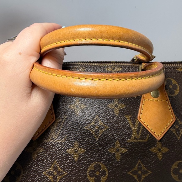 Louis Vuitton Speedy 30 Monogram, Made in France 1993 - Picture 11 of 17